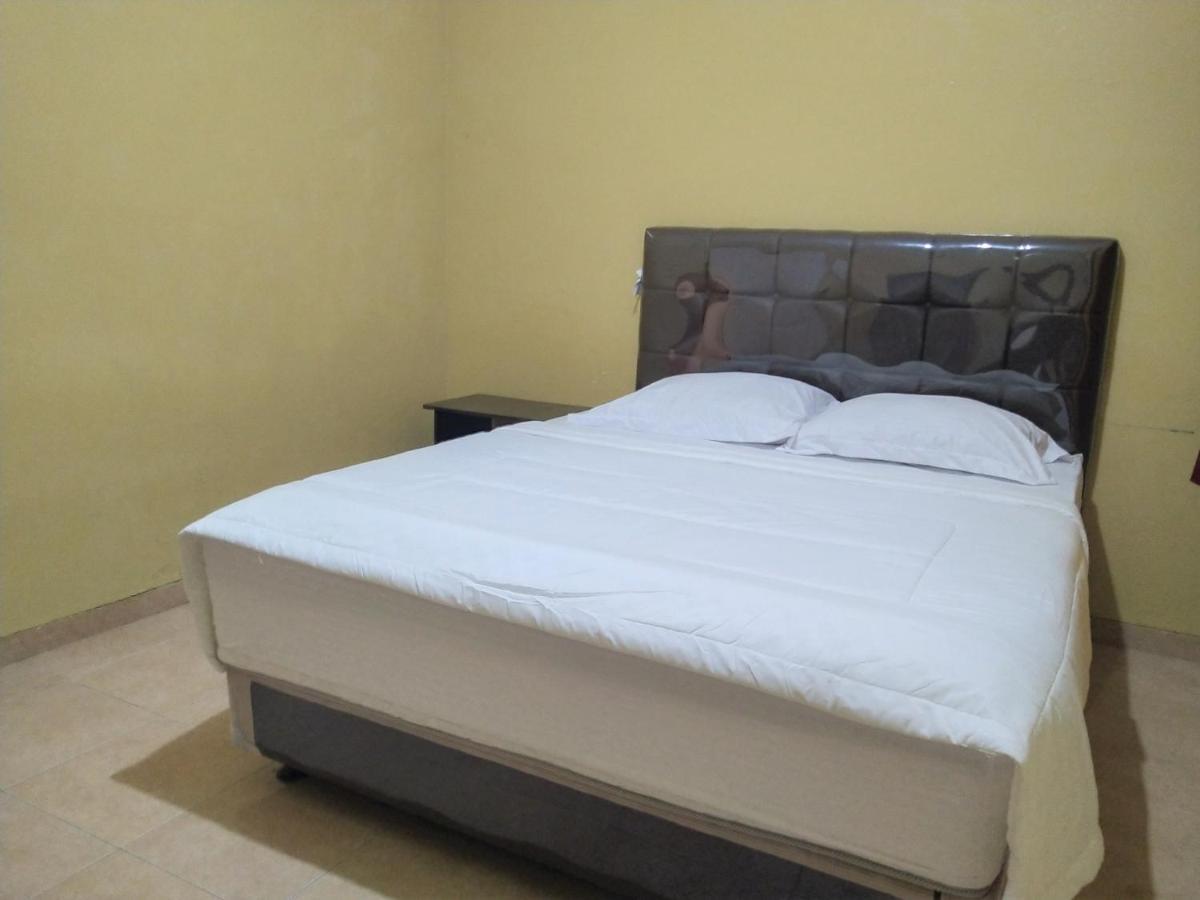 Hotel Pekalongan Syariah Mitra Reddoorz Εξωτερικό φωτογραφία