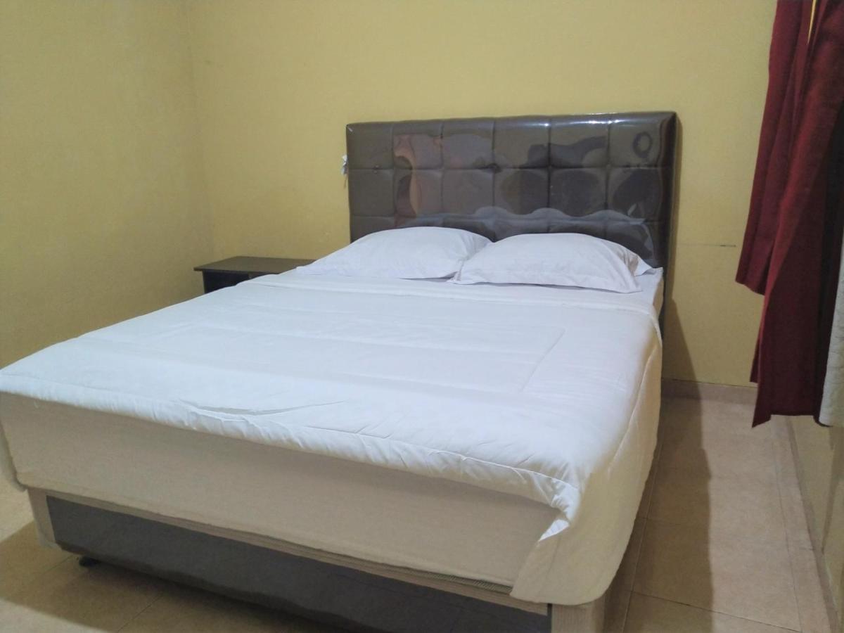 Hotel Pekalongan Syariah Mitra Reddoorz Εξωτερικό φωτογραφία