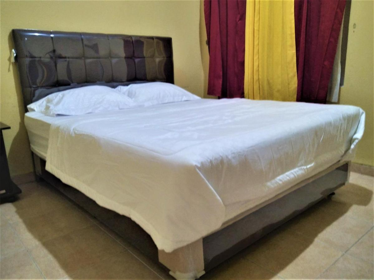Hotel Pekalongan Syariah Mitra Reddoorz Εξωτερικό φωτογραφία