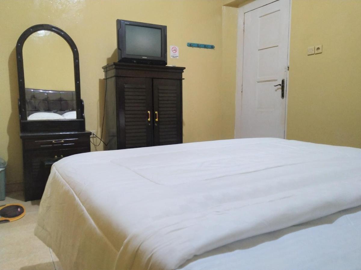 Hotel Pekalongan Syariah Mitra Reddoorz Εξωτερικό φωτογραφία